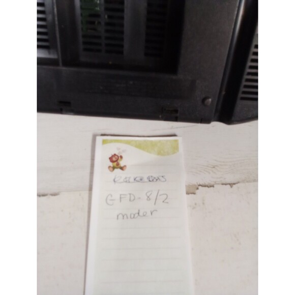 Sony Gfd 82 Boombox/Cd/Cassette Tested And Works Broken Antenna Used Condition - Picture 8 of 16